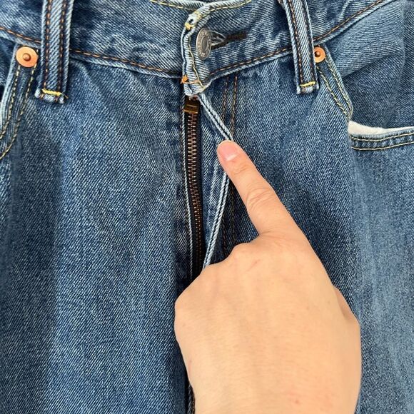 Levi's 505 Red Tab Medium Stone Wash Straight Leg Classic Denim Jeans 36x32 - Picture 11 of 14